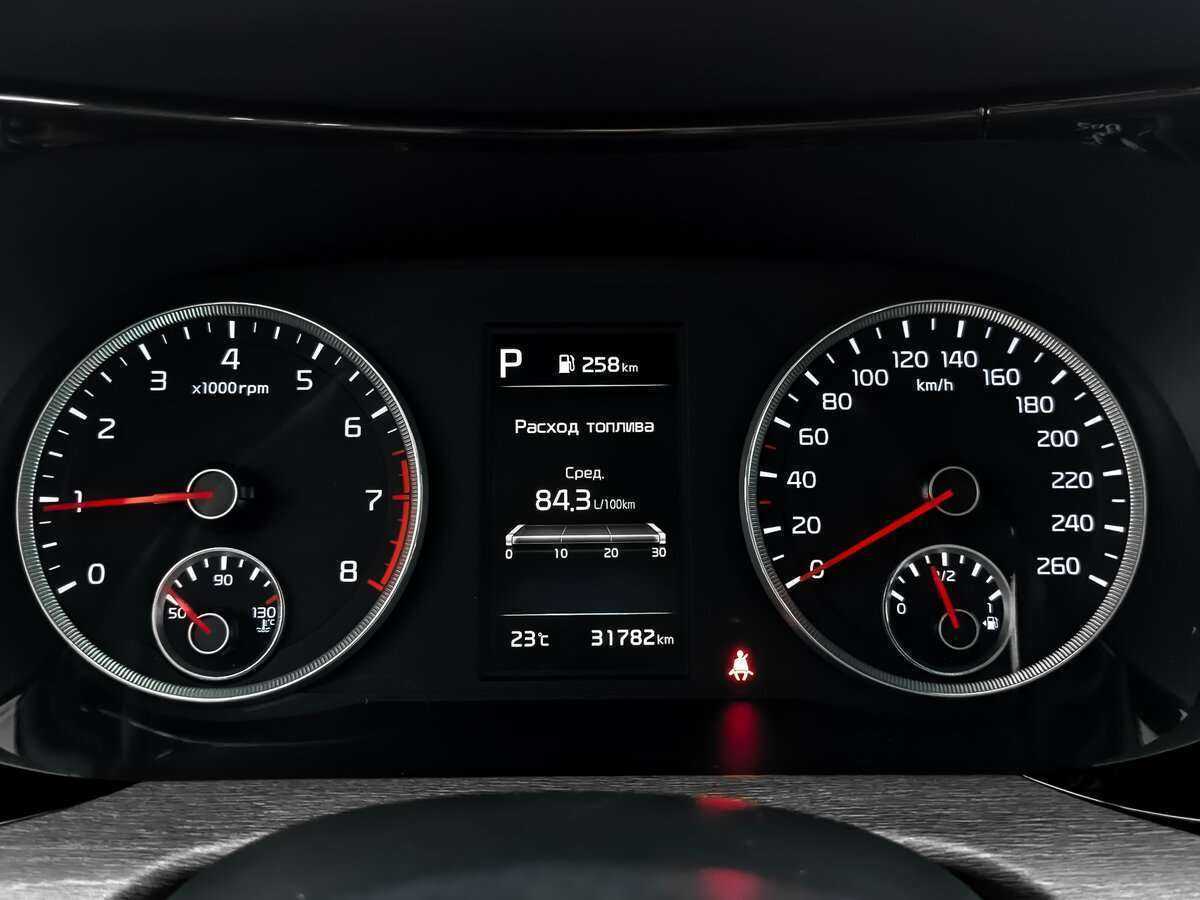 Купить Kia K5 с пробегом. Фото: #13