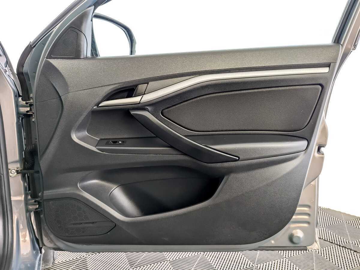 Купить Lada (ВАЗ) Vesta с пробегом. Фото: #23