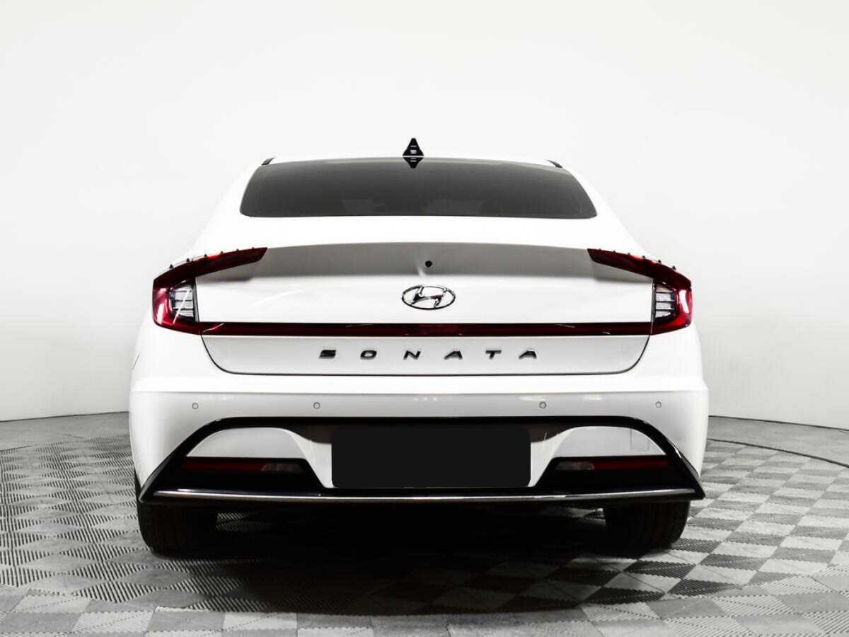 Купить Hyundai Sonata с пробегом. Фото: #4