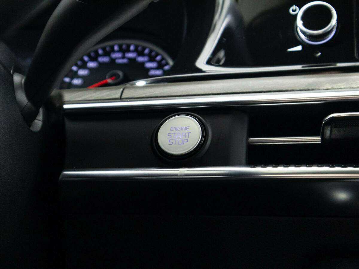 Купить Kia K5 с пробегом. Фото: #21