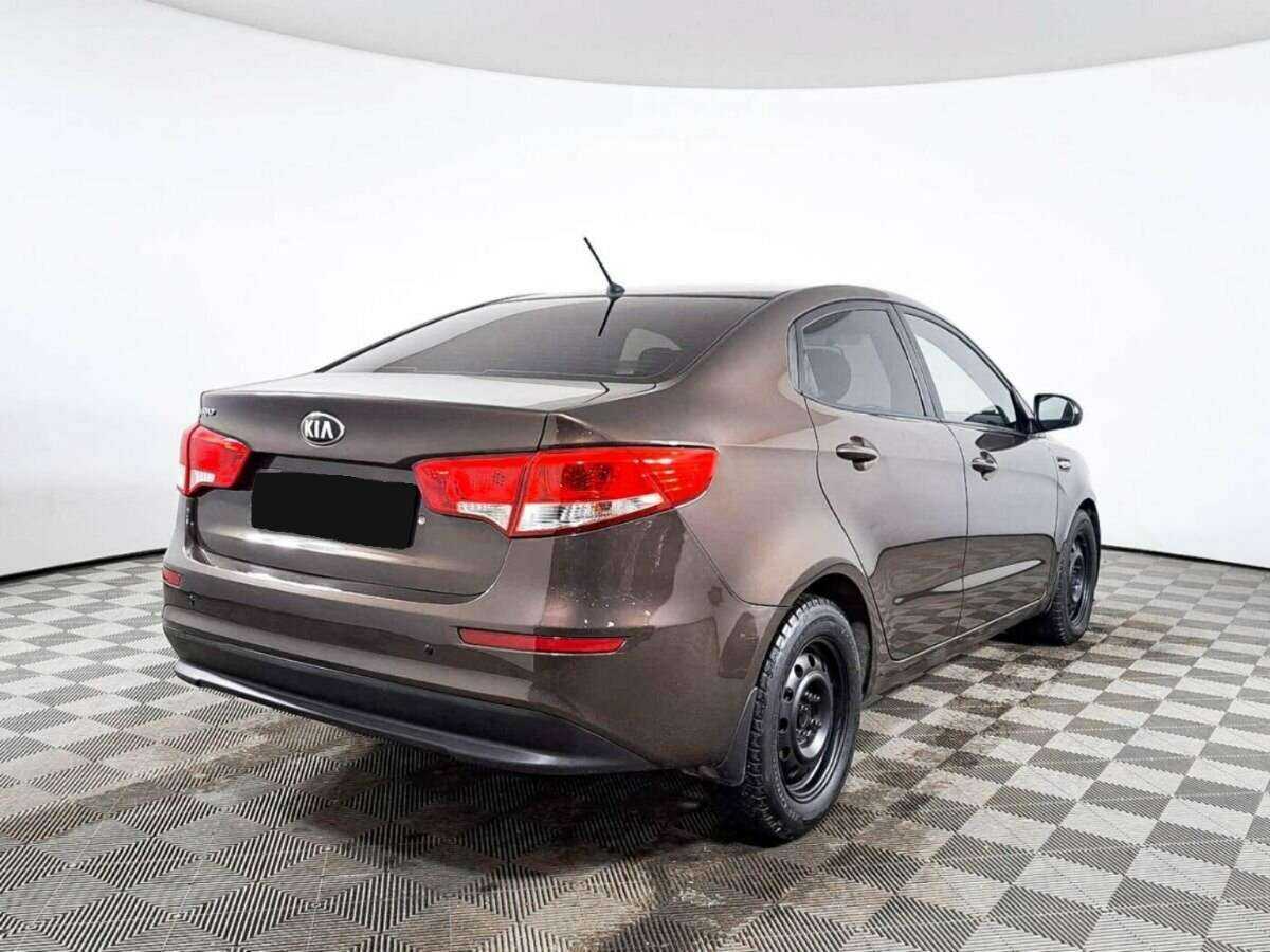 Купить Kia Rio с пробегом. Фото: #4