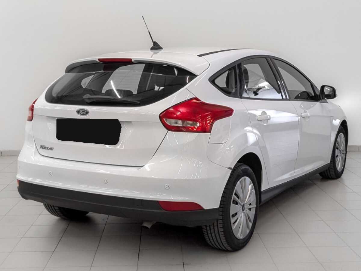 Купить Ford Focus с пробегом. Фото: #4