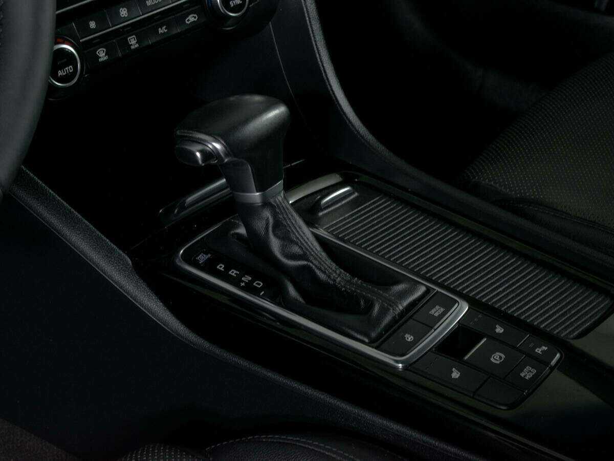 Купить Kia Optima с пробегом. Фото: #16