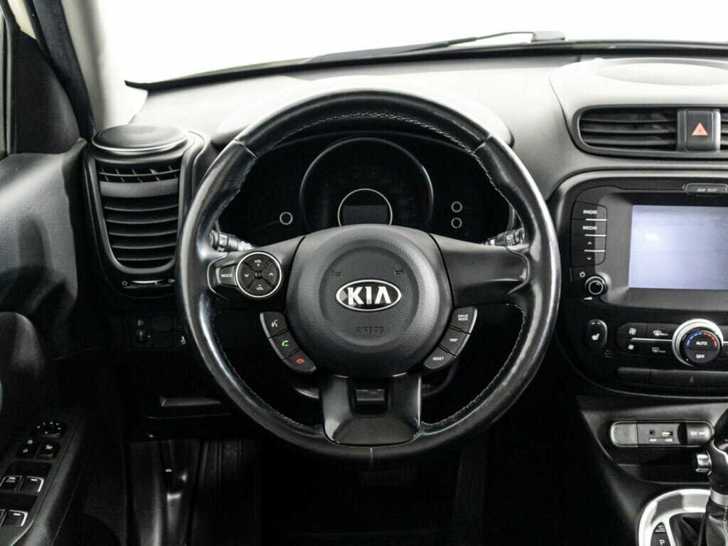 Купить Kia Soul с пробегом. Фото: #18