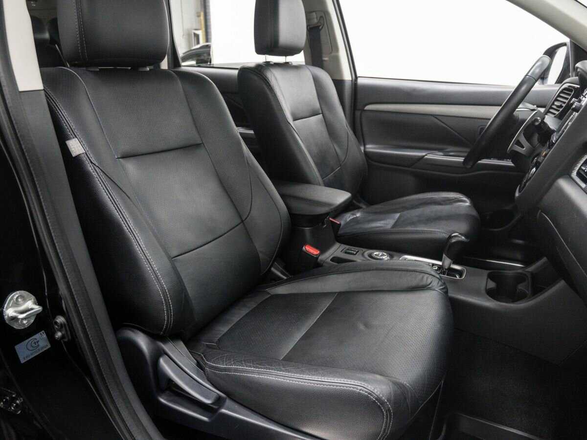 Купить Mitsubishi Outlander с пробегом. Фото: #7