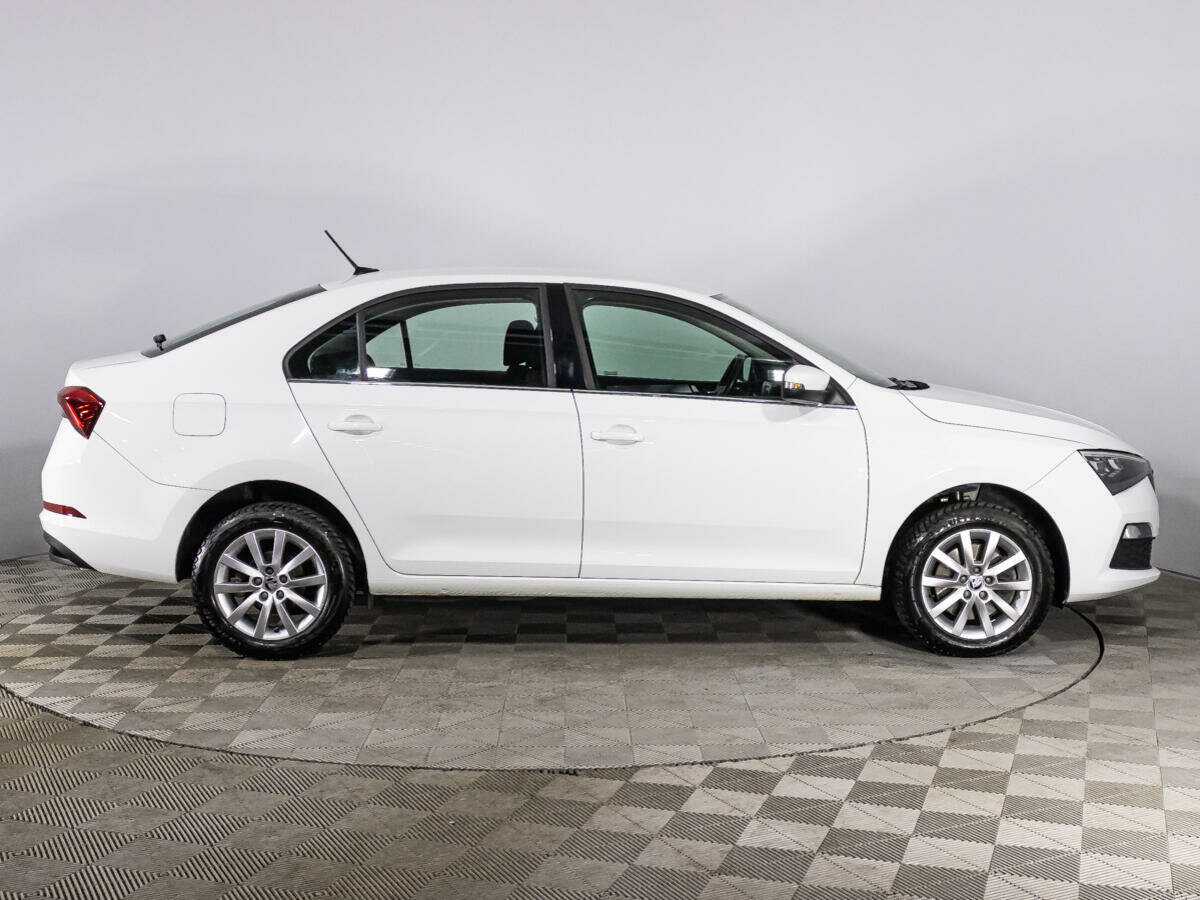 Купить Skoda Rapid с пробегом. Фото: #3