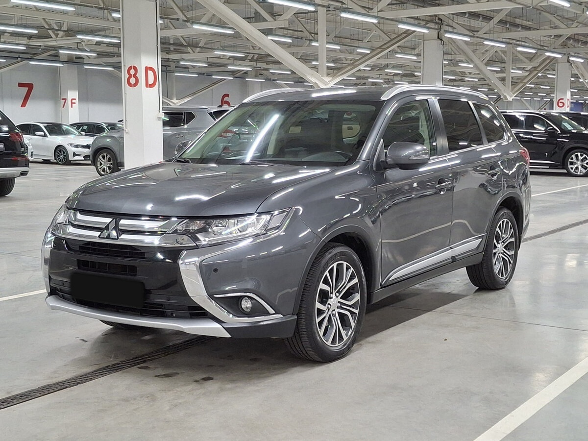 Купить Mitsubishi Outlander с пробегом. Фото: #0