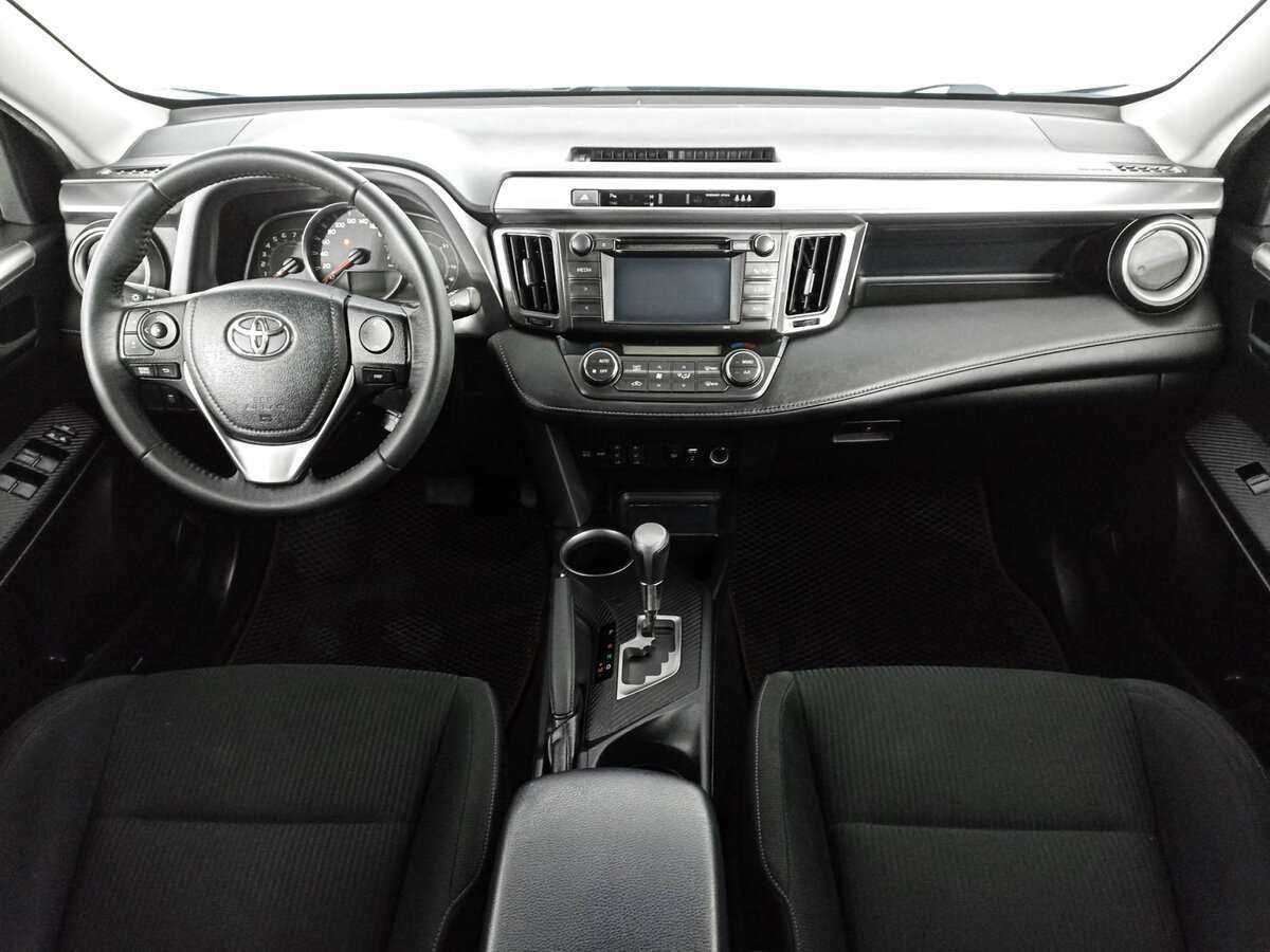 Купить Toyota RAV4 с пробегом. Фото: #11
