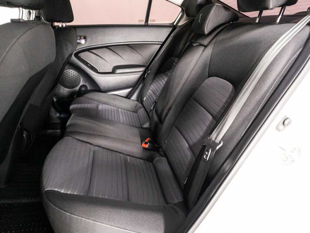Купить Kia Cerato с пробегом. Фото: #8