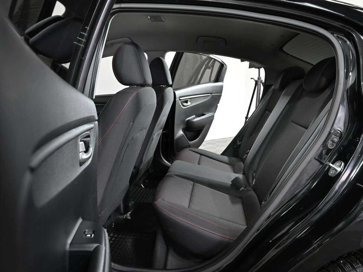 Купить Kia Rio с пробегом. Фото: #5