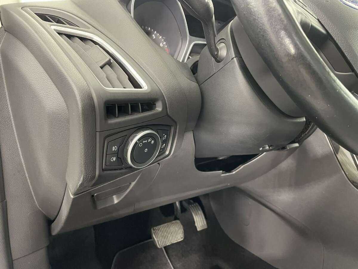 Купить Ford Focus с пробегом. Фото: #8