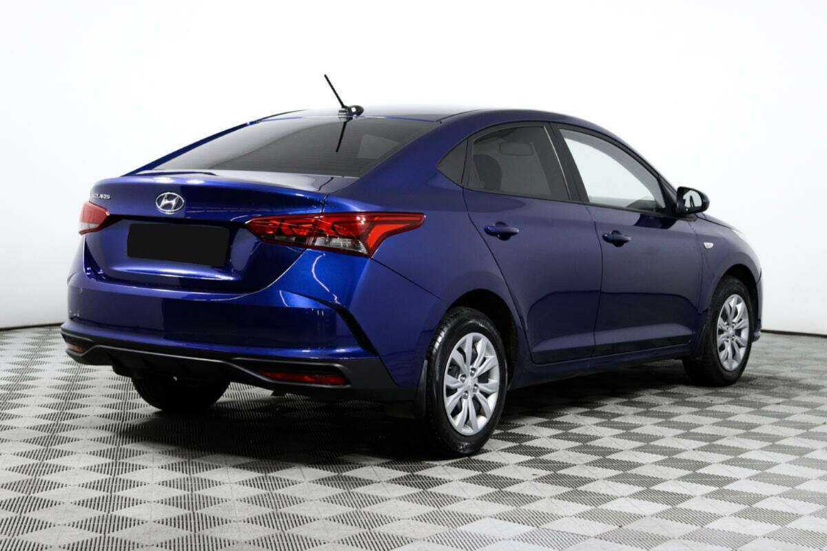 Купить Hyundai Solaris с пробегом. Фото: #4