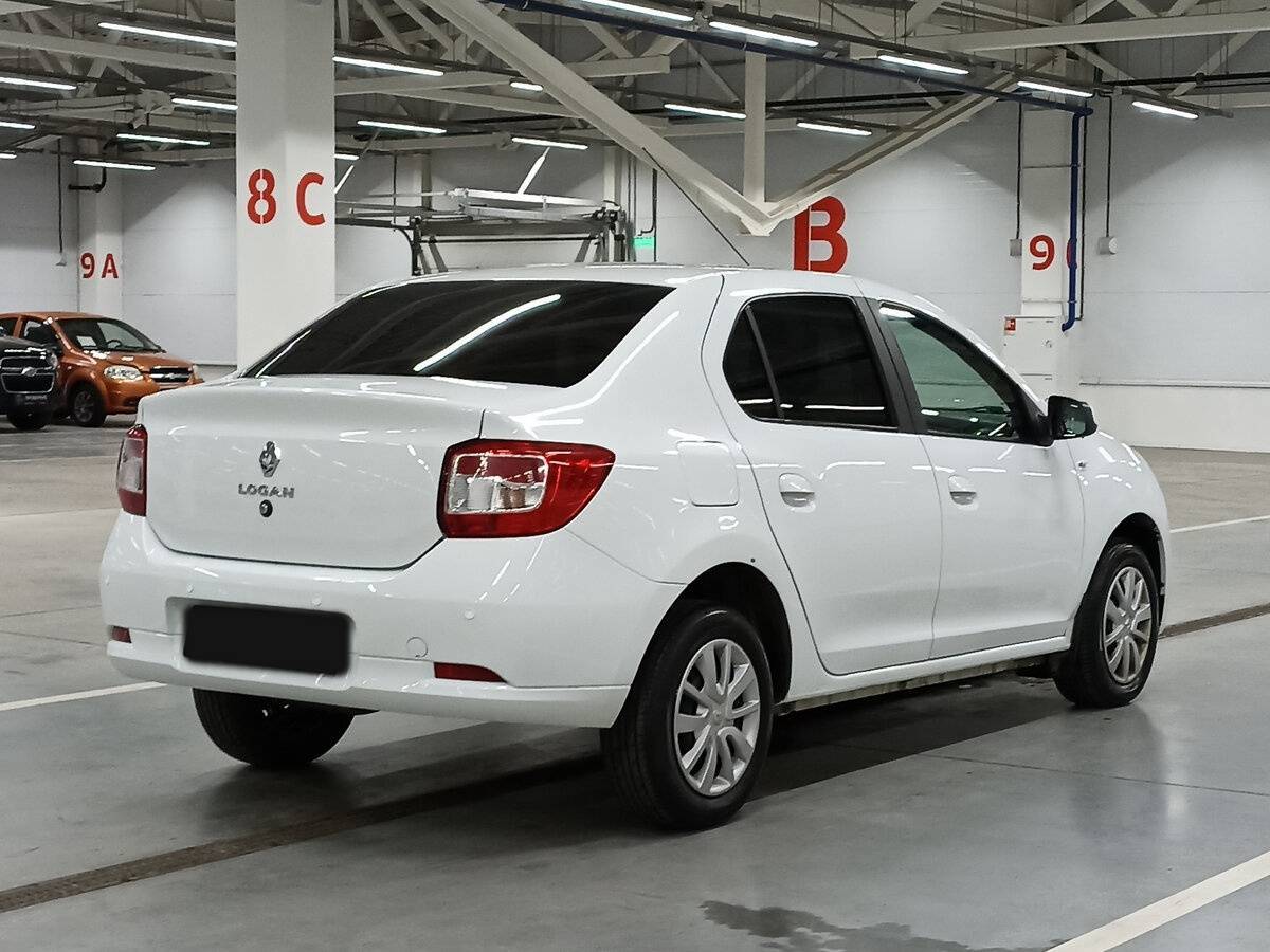 Купить Renault Logan с пробегом. Фото: #4
