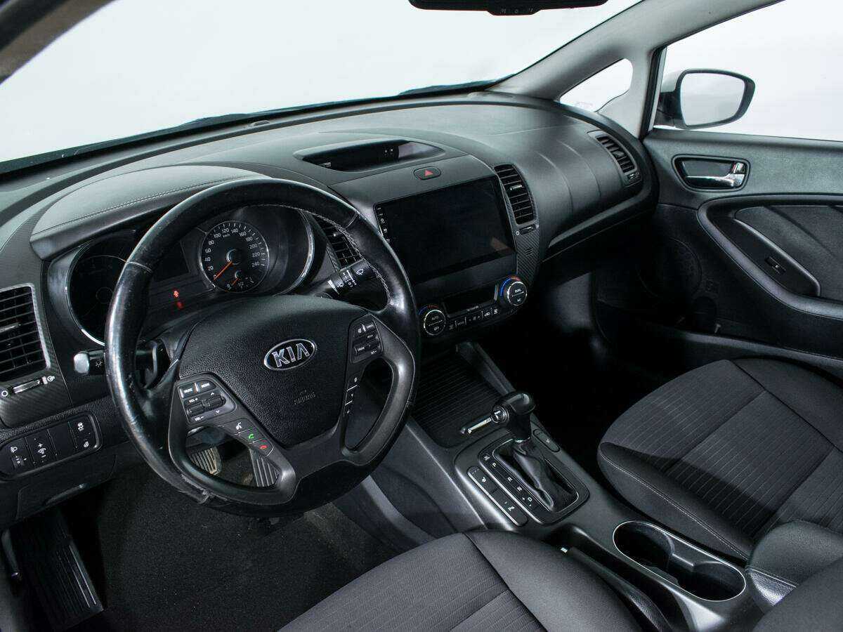 Купить Kia Cerato с пробегом. Фото: #12