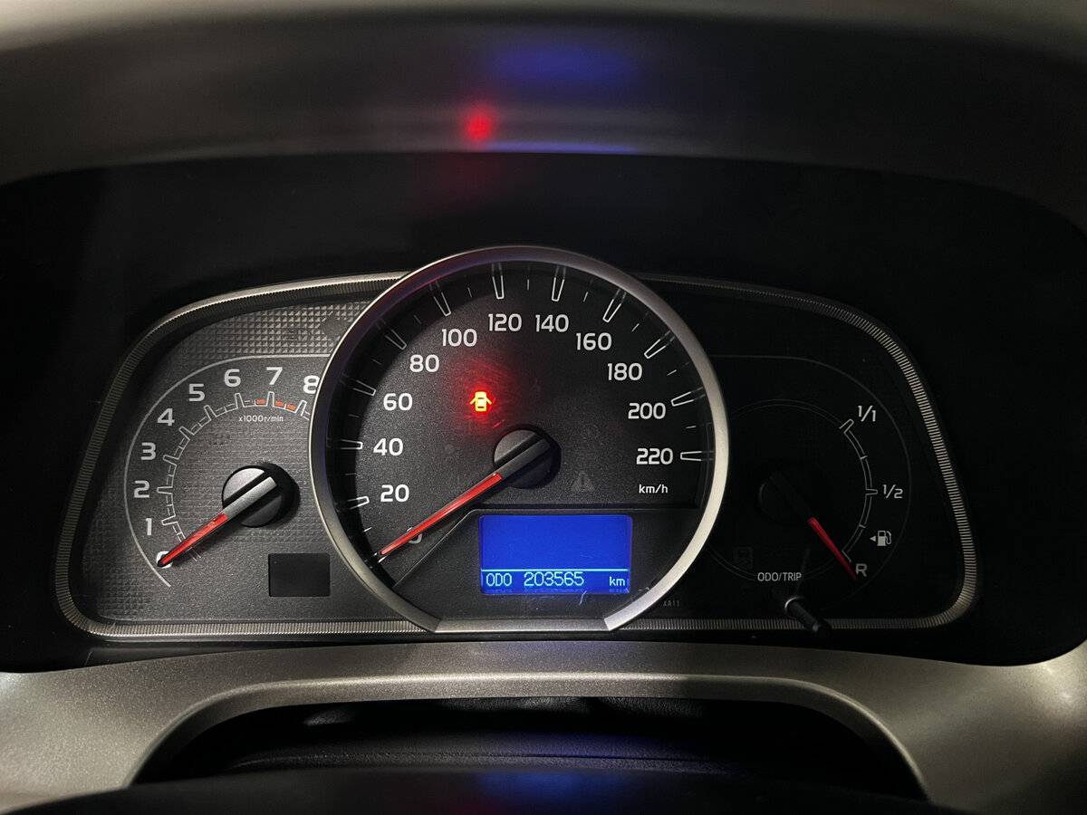 Купить Toyota RAV4 с пробегом. Фото: #12