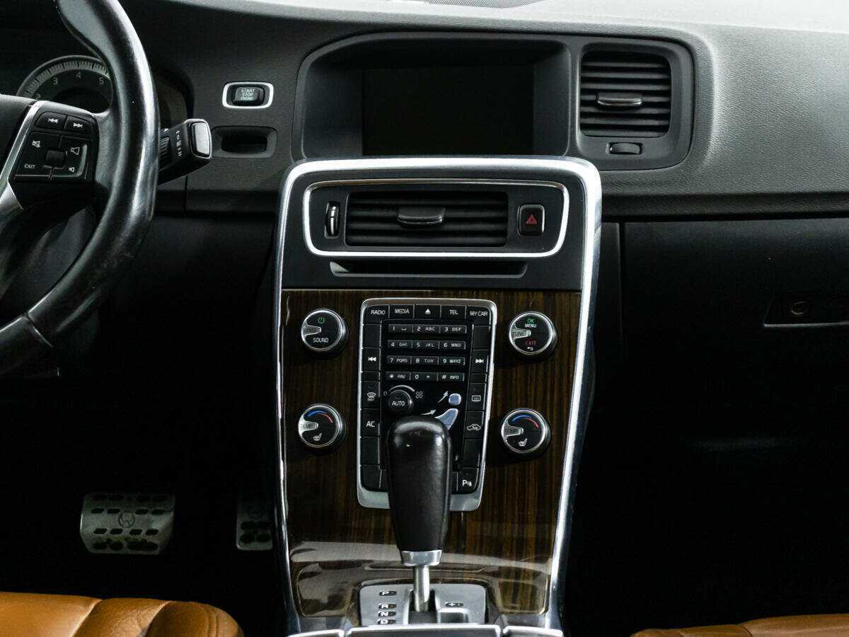 Купить Volvo S60 с пробегом. Фото: #14