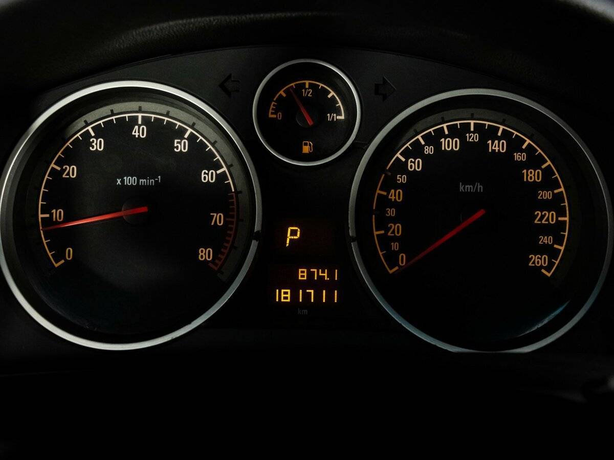 Купить Opel Astra с пробегом. Фото: #18