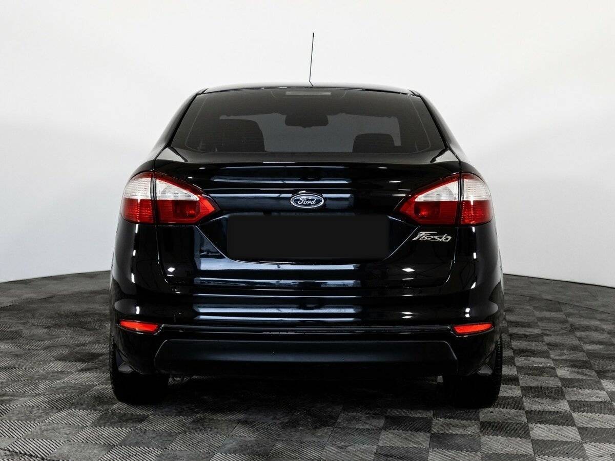 Купить Ford Fiesta с пробегом. Фото: #4
