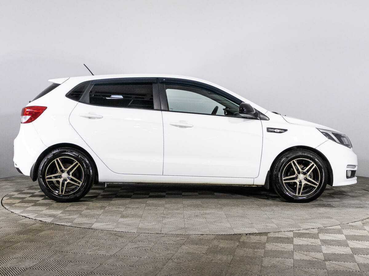Купить Kia Rio с пробегом. Фото: #3