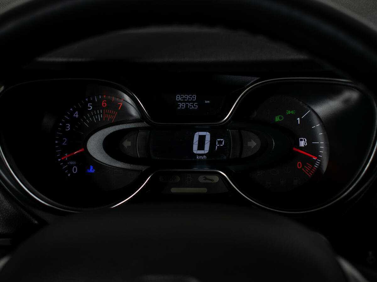 Купить Renault Kaptur с пробегом. Фото: #9