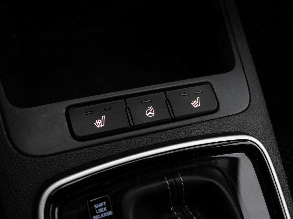 Купить Kia Rio с пробегом. Фото: #17