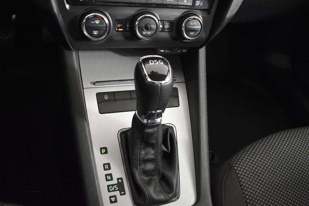 Купить Skoda Octavia с пробегом. Фото: #18