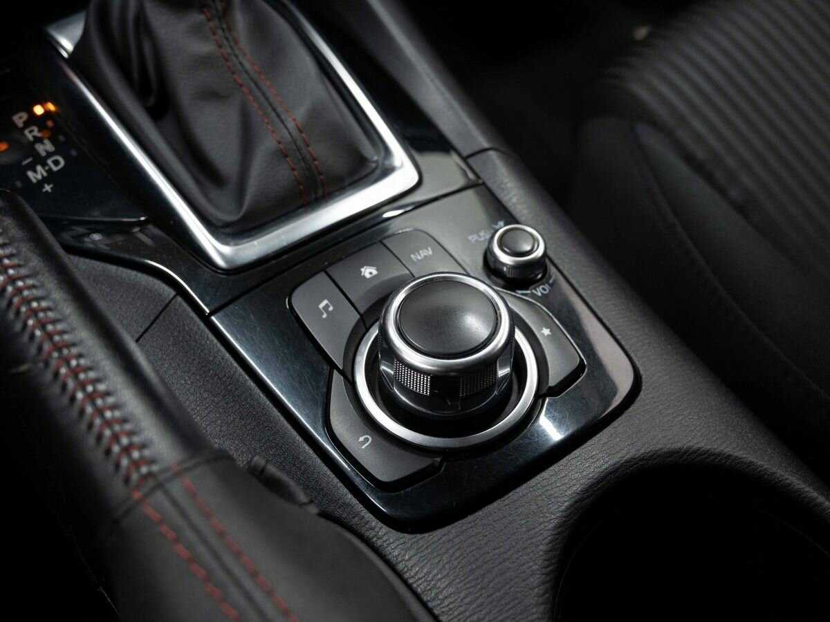 Купить Mazda 3 с пробегом. Фото: #20