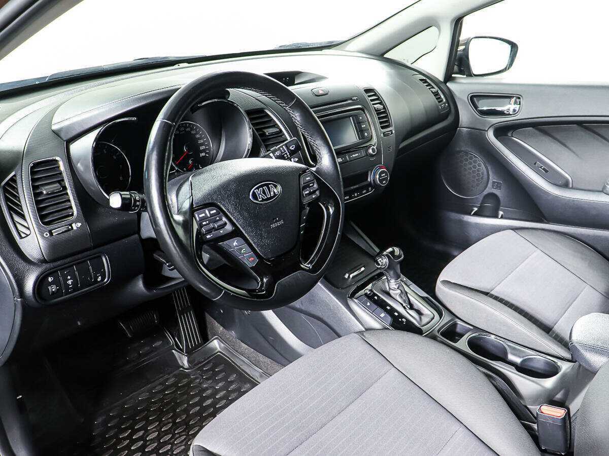 Купить Kia Cerato с пробегом. Фото: #12