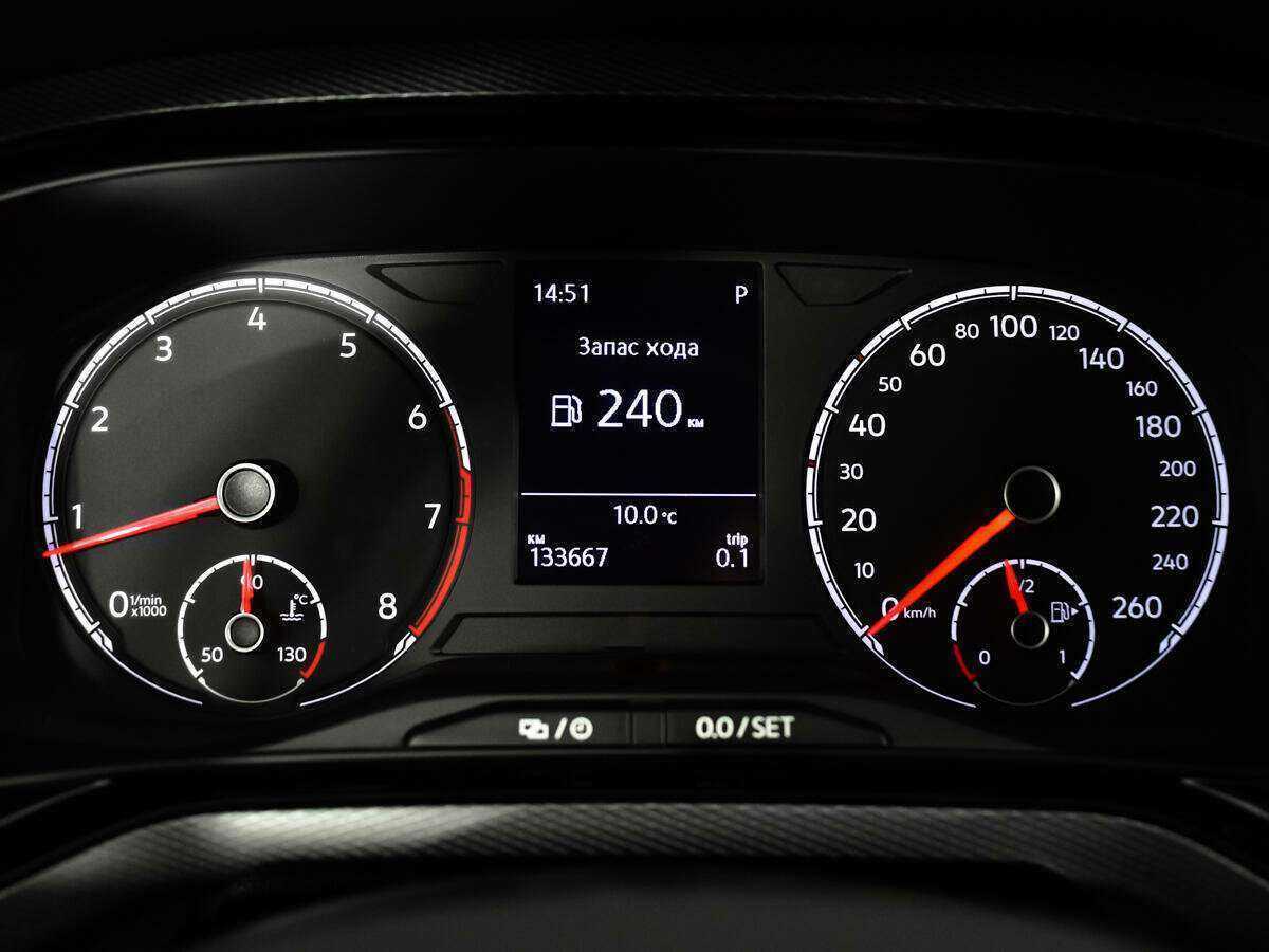 Купить Volkswagen Polo с пробегом. Фото: #10