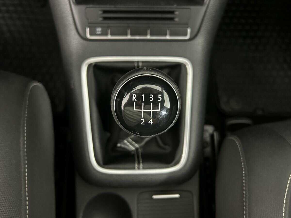 Купить Volkswagen Golf Plus с пробегом. Фото: #11