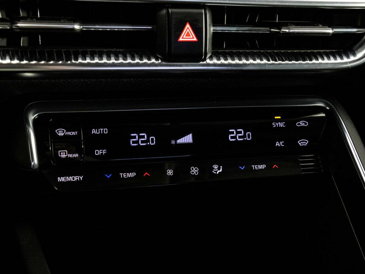 Купить Kia K5 с пробегом. Фото: #17