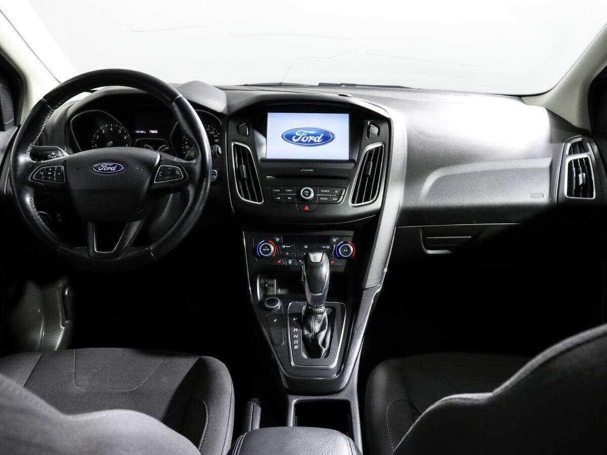 Купить Ford Focus с пробегом. Фото: #9