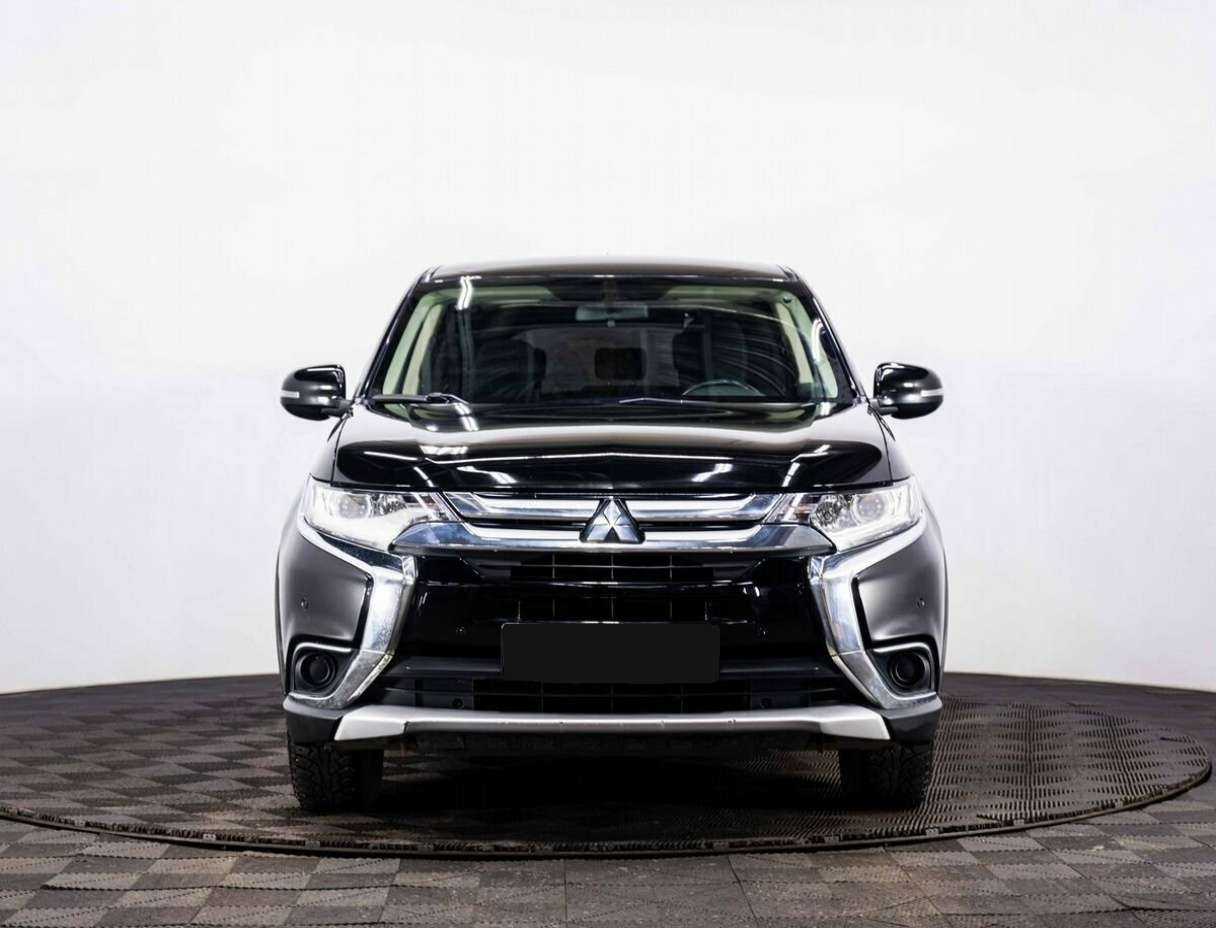 Купить Mitsubishi Outlander с пробегом. Фото: #1