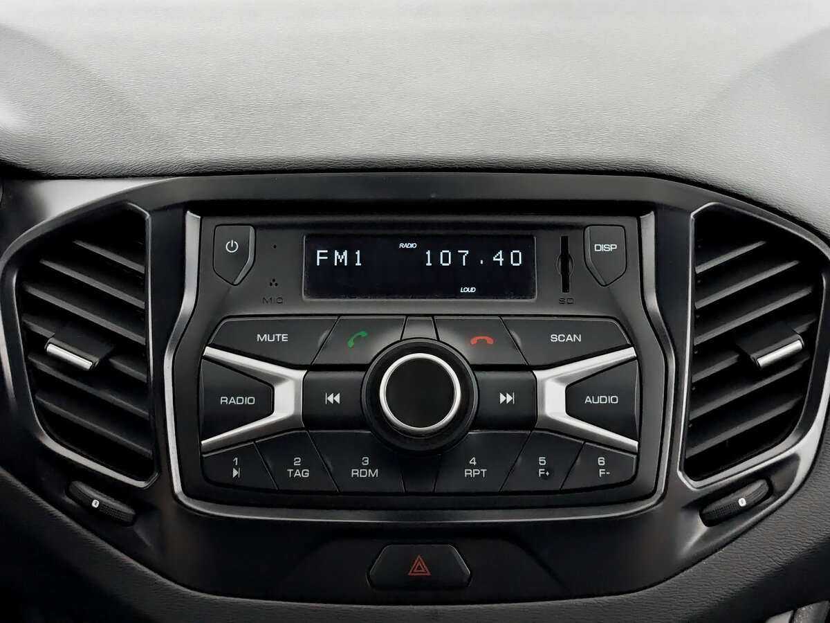 Купить Lada (ВАЗ) Vesta с пробегом. Фото: #12