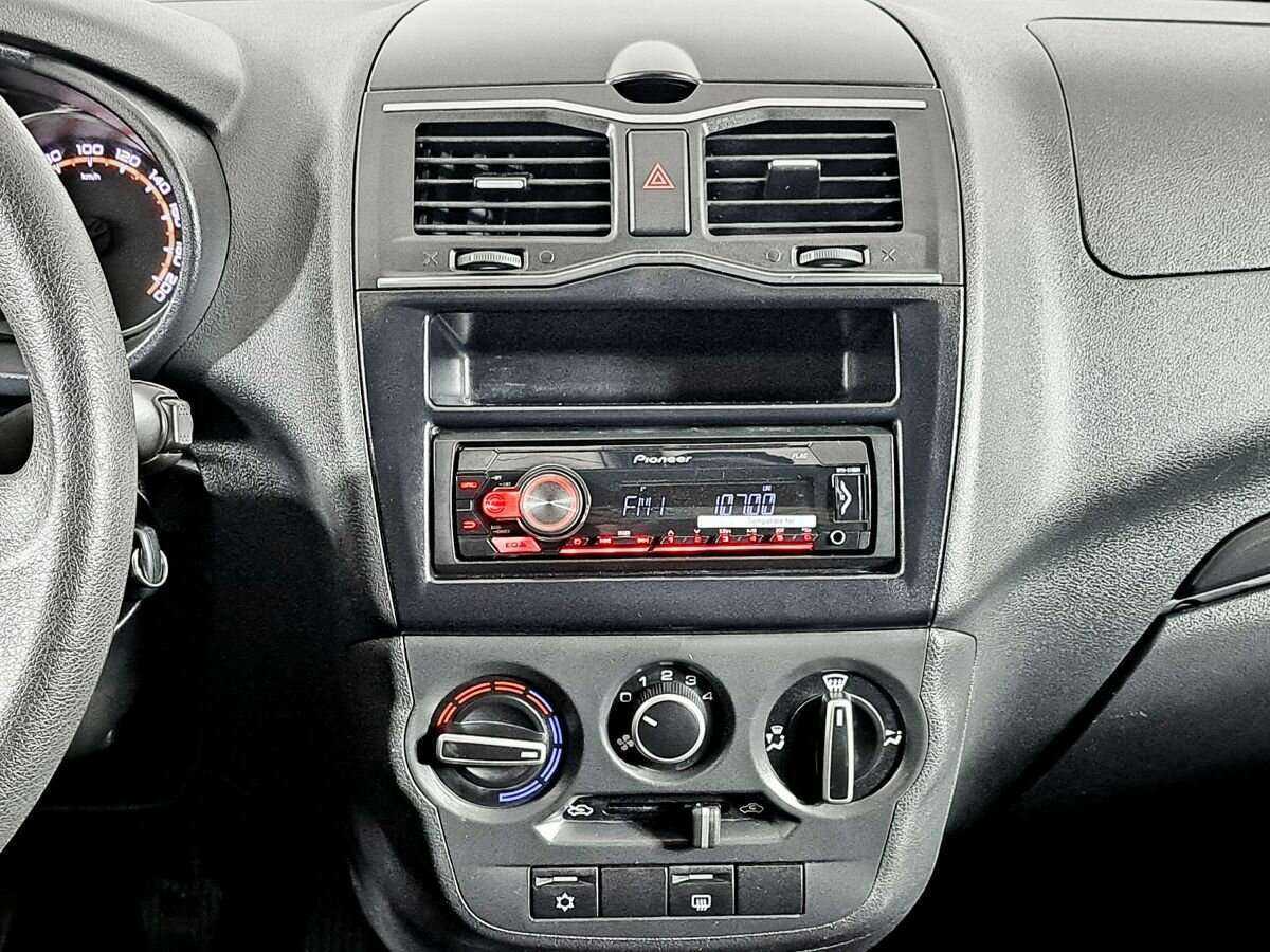 Купить Lada (ВАЗ) Granta с пробегом. Фото: #12