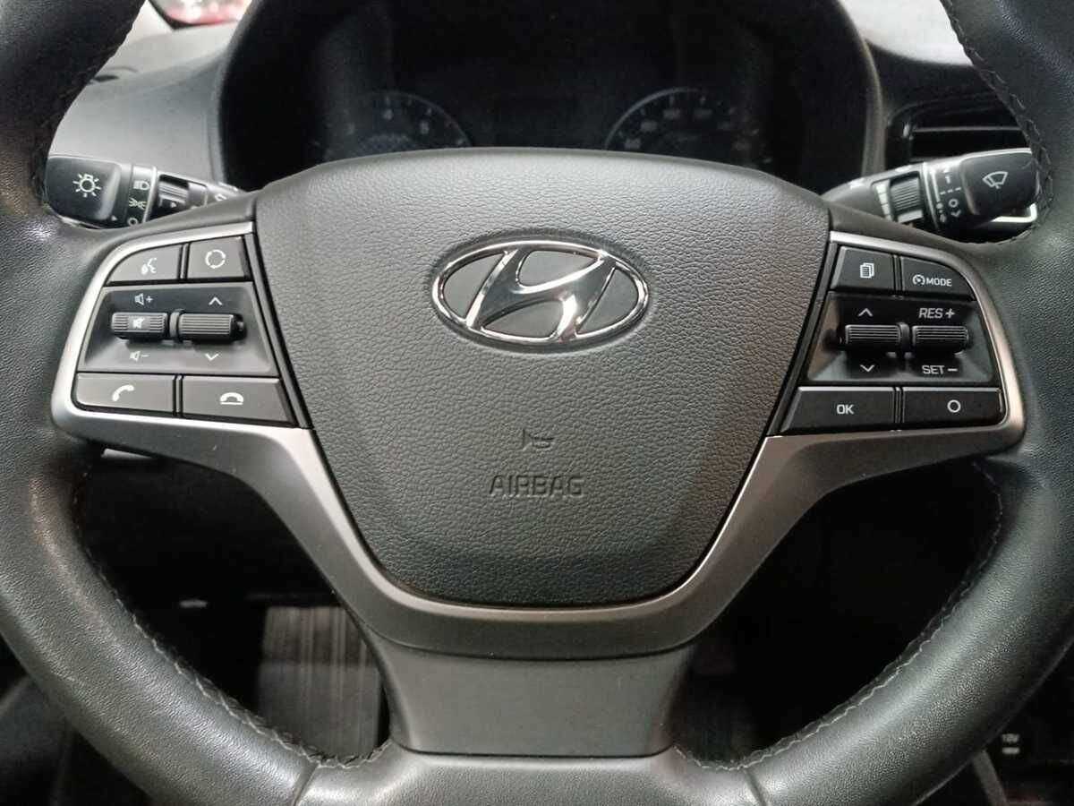 Купить Hyundai Solaris с пробегом. Фото: #14