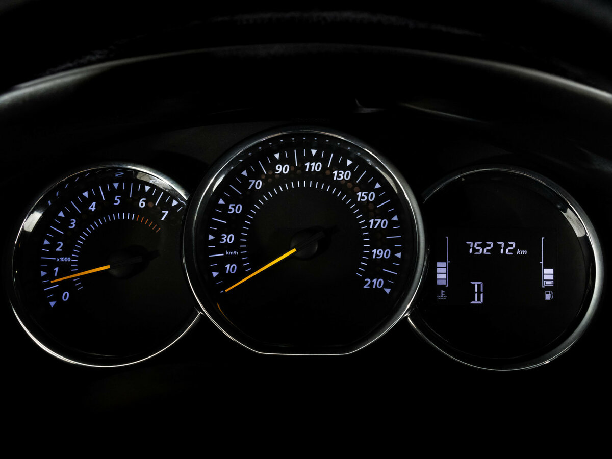 Купить Renault Sandero с пробегом. Фото: #13