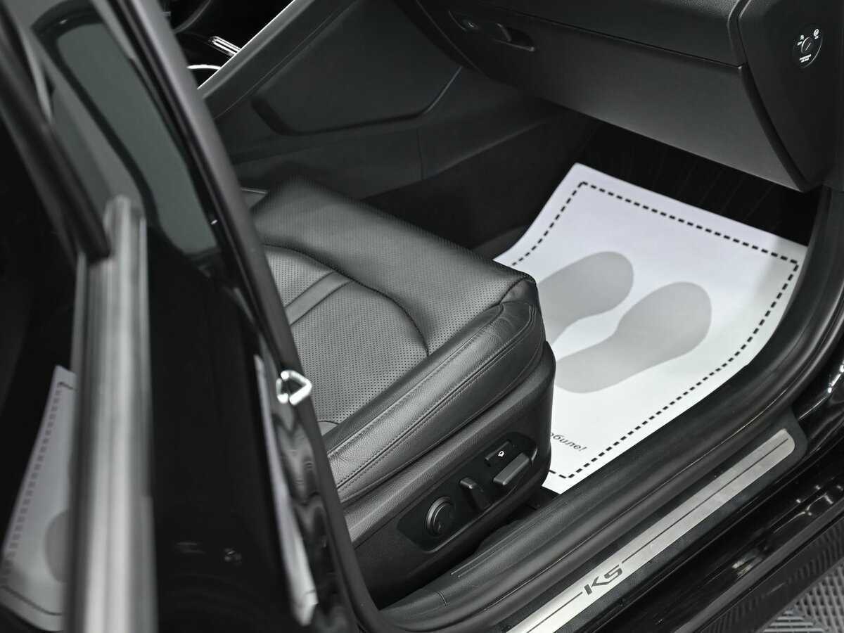 Купить Kia K5 с пробегом. Фото: #15