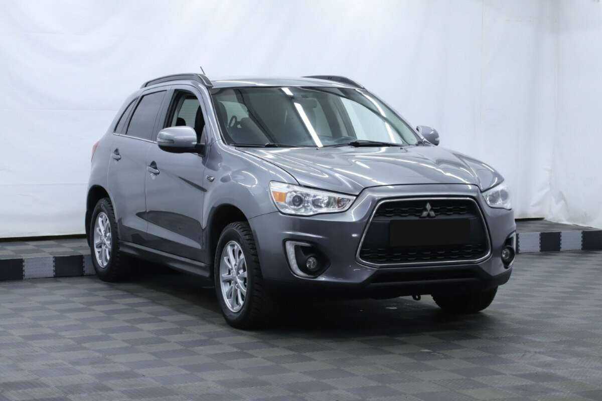 Купить Mitsubishi ASX с пробегом. Фото: #2