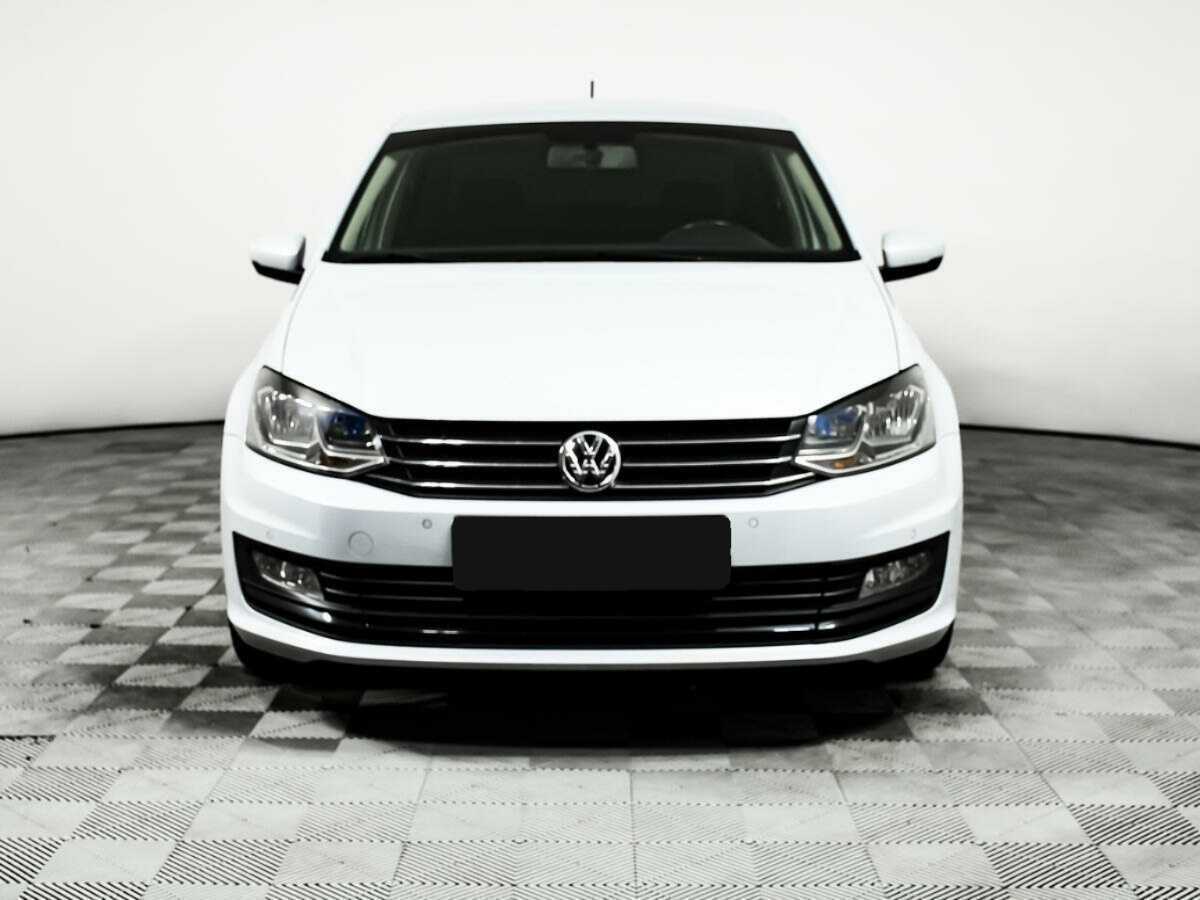 Купить Volkswagen Polo с пробегом. Фото: #1