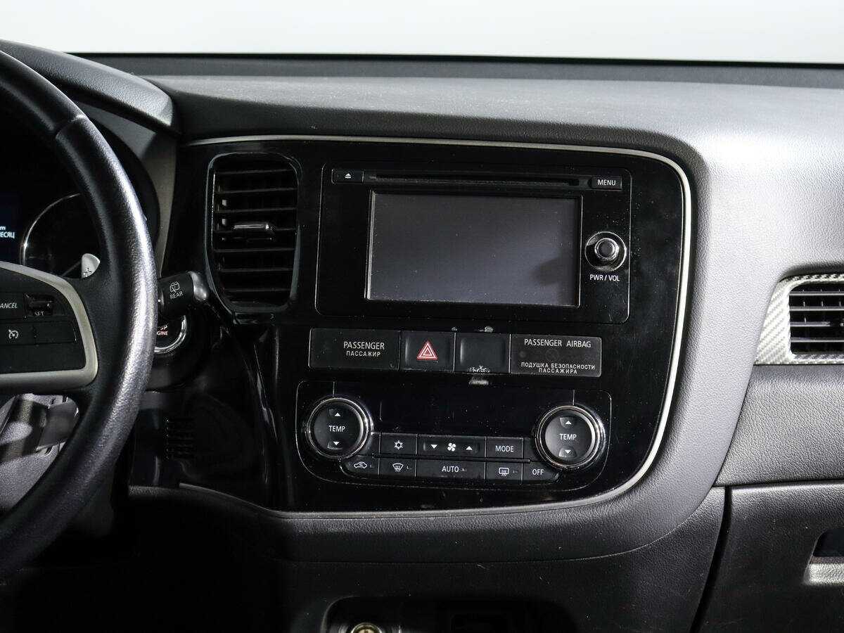 Купить Mitsubishi Outlander с пробегом. Фото: #12