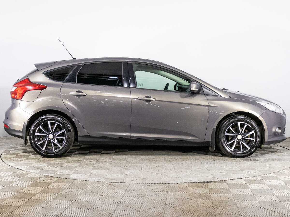 Купить Ford Focus с пробегом. Фото: #3