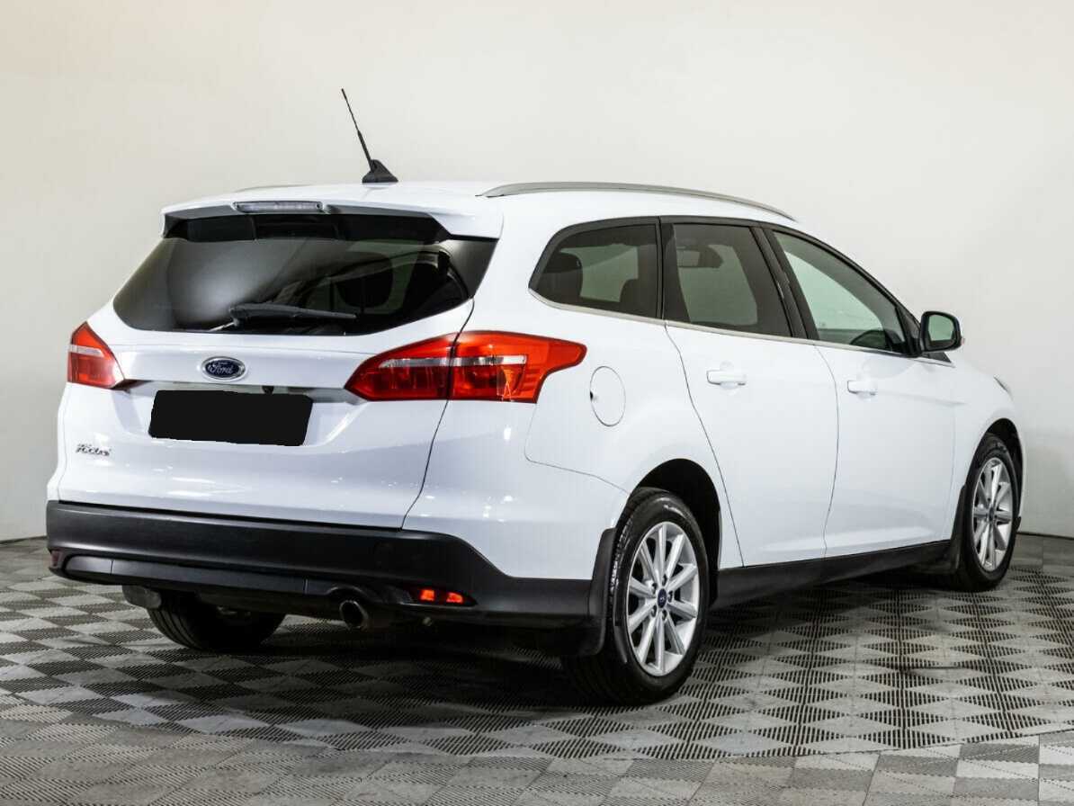 Купить Ford Focus с пробегом. Фото: #4