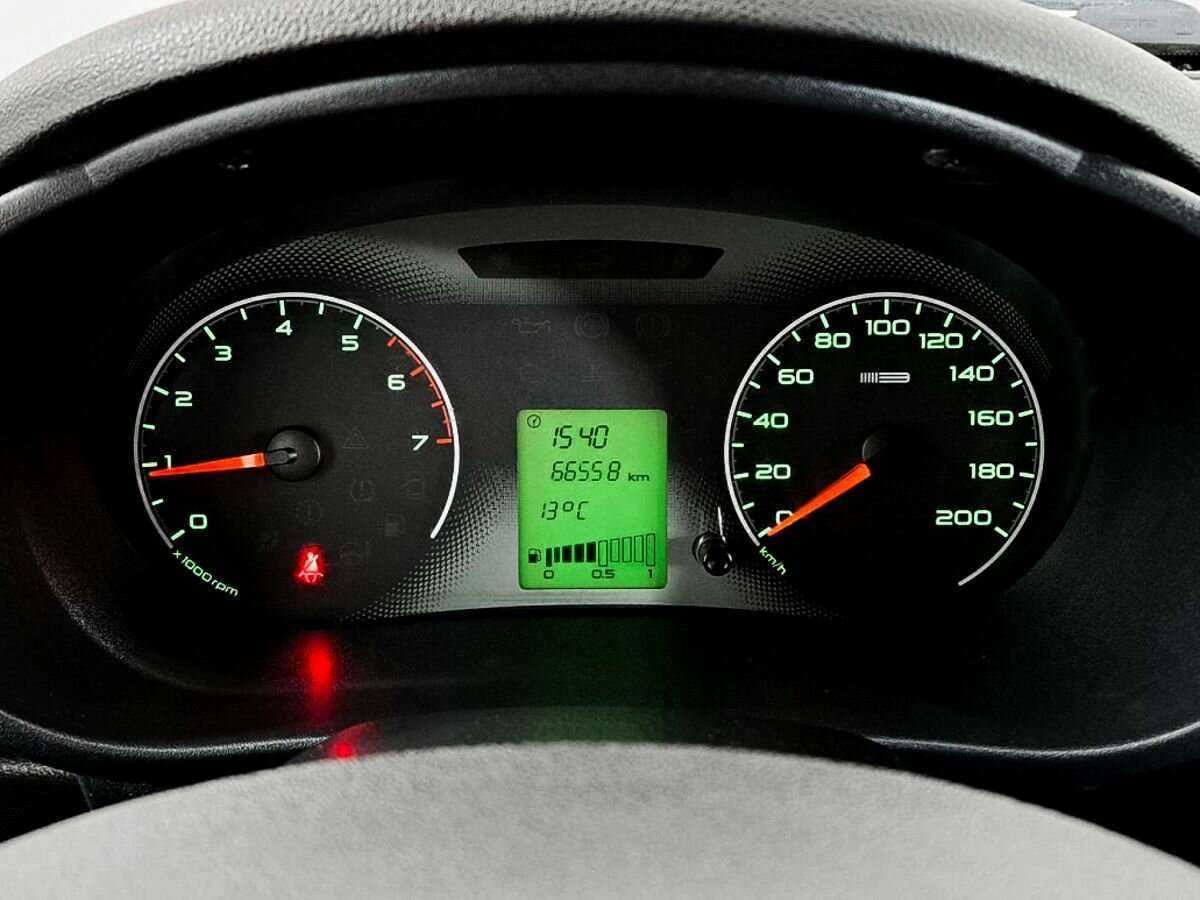 Купить Lada (ВАЗ) Granta с пробегом. Фото: #9