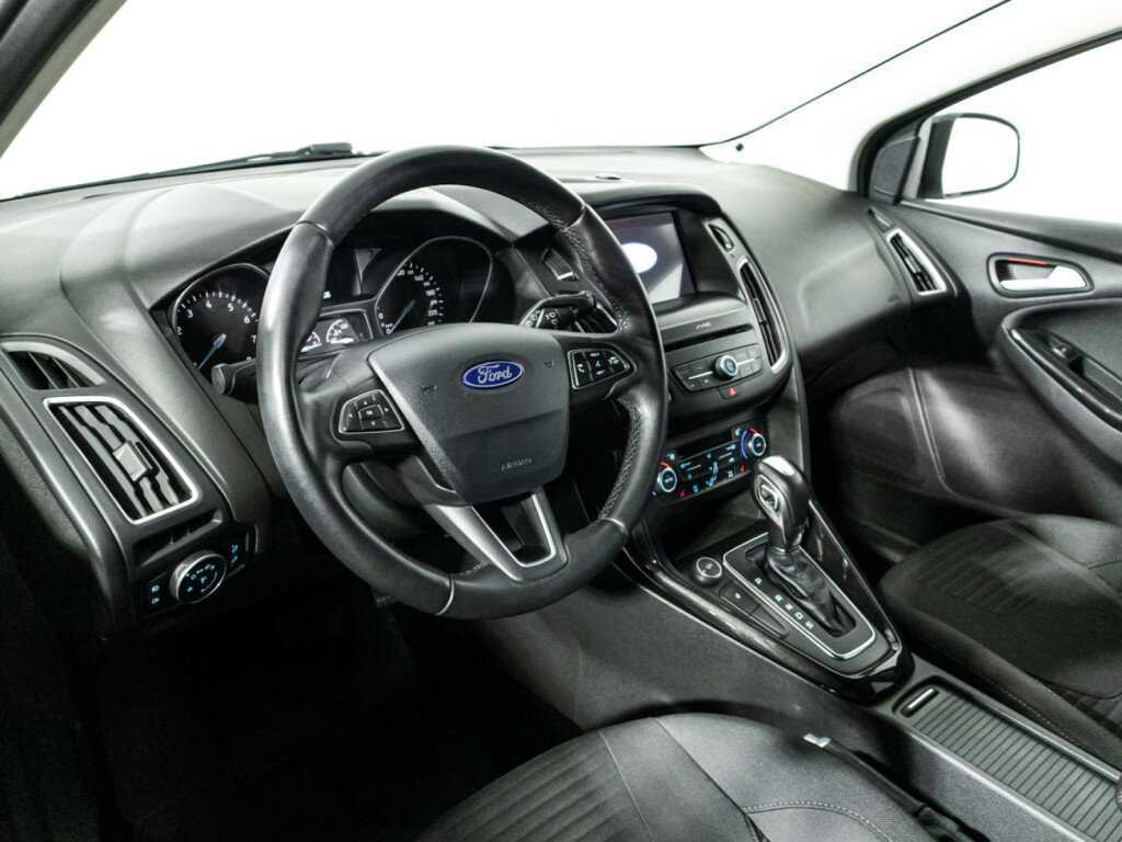 Купить Ford Focus с пробегом. Фото: #10