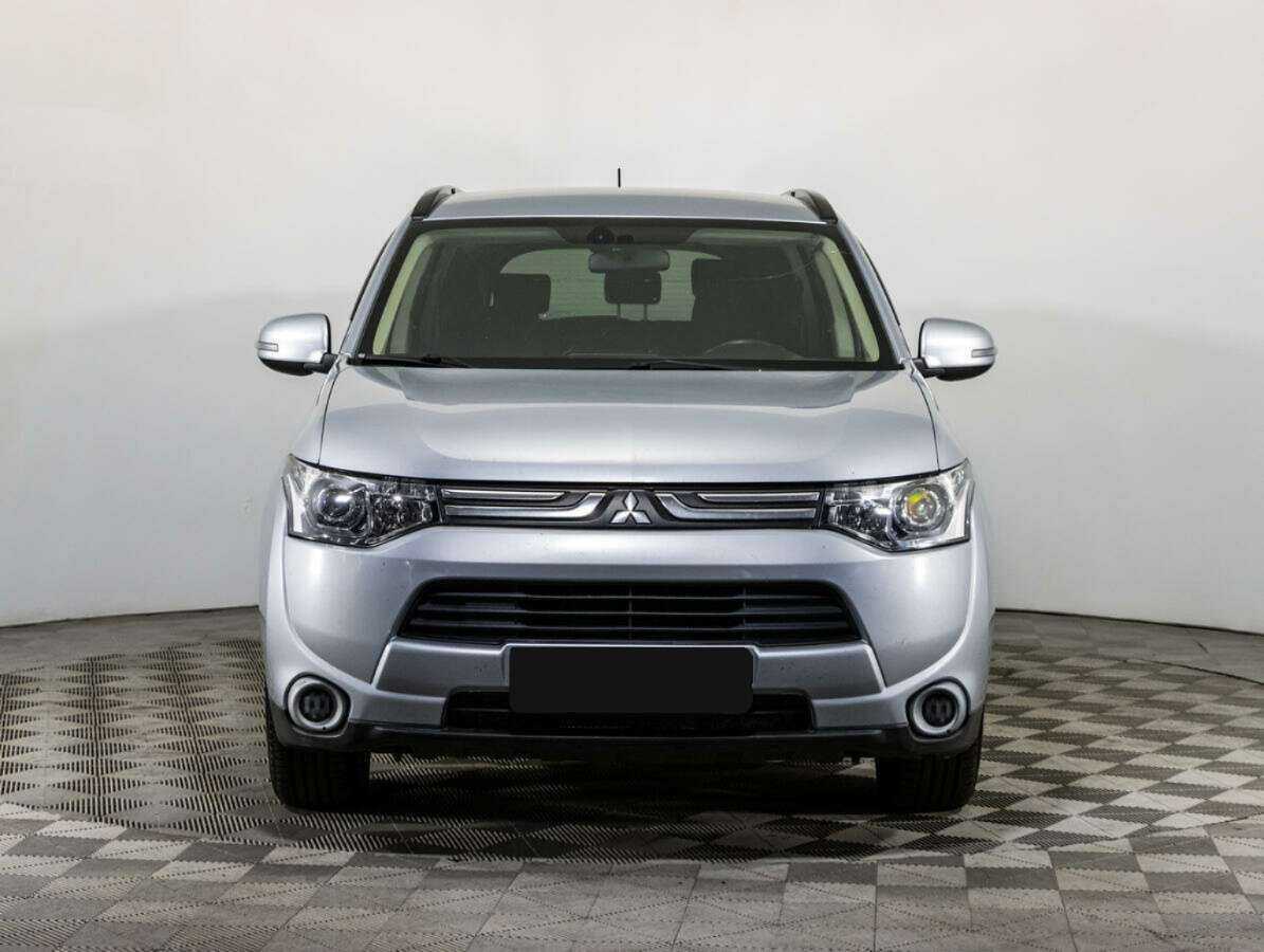 Купить Mitsubishi Outlander с пробегом. Фото: #1