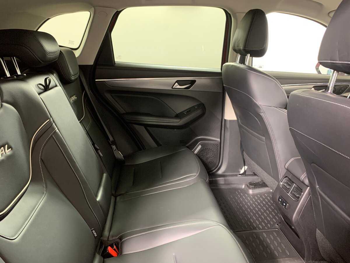 Купить Haval Jolion с пробегом. Фото: #17