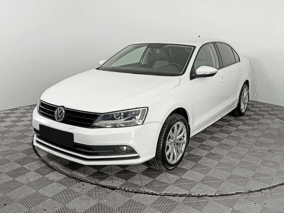 Купить Volkswagen Jetta с пробегом. Посмотреть фото