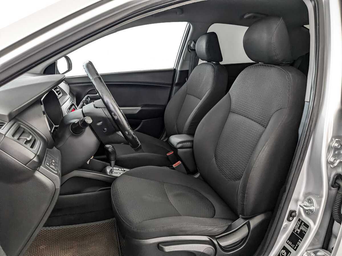 Купить Kia Rio с пробегом. Фото: #15