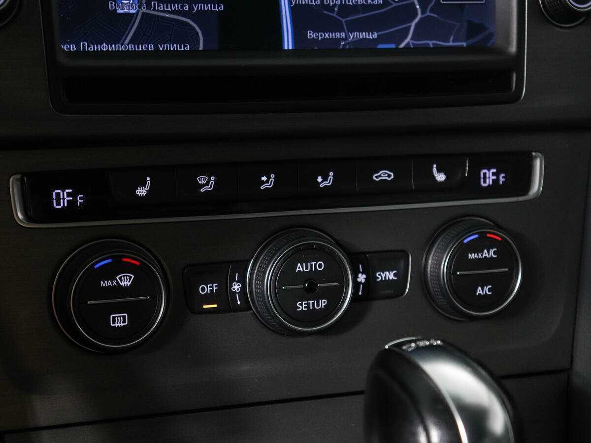 Купить Volkswagen Golf с пробегом. Фото: #13